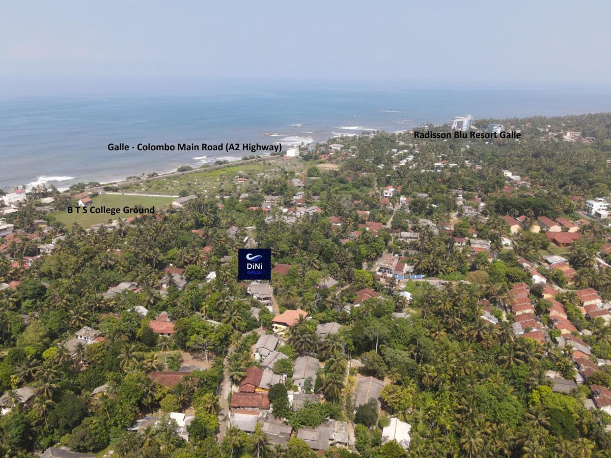 Dini Galle Buitenkant foto